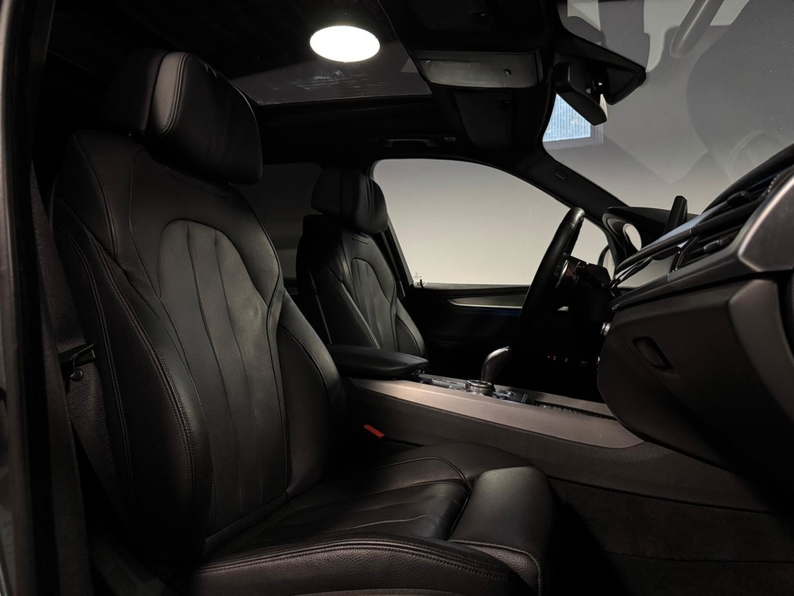 BMW X5 M50 d xDrive/Panorama+Head-Up+AHK+Keyless foto 24