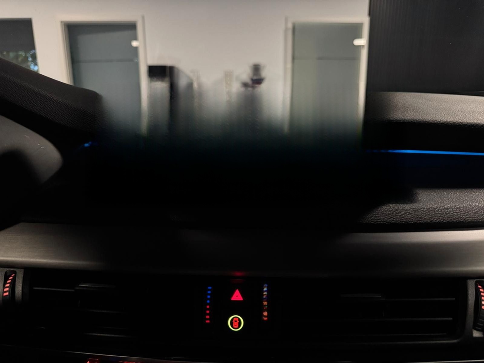 BMW X5 M50 d xDrive/Panorama+Head-Up+AHK+Keyless foto 30