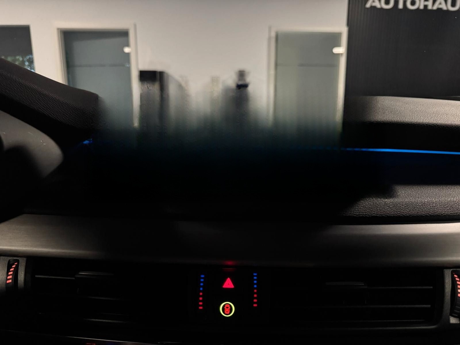 BMW X5 M50 d xDrive/Panorama+Head-Up+AHK+Keyless foto 31