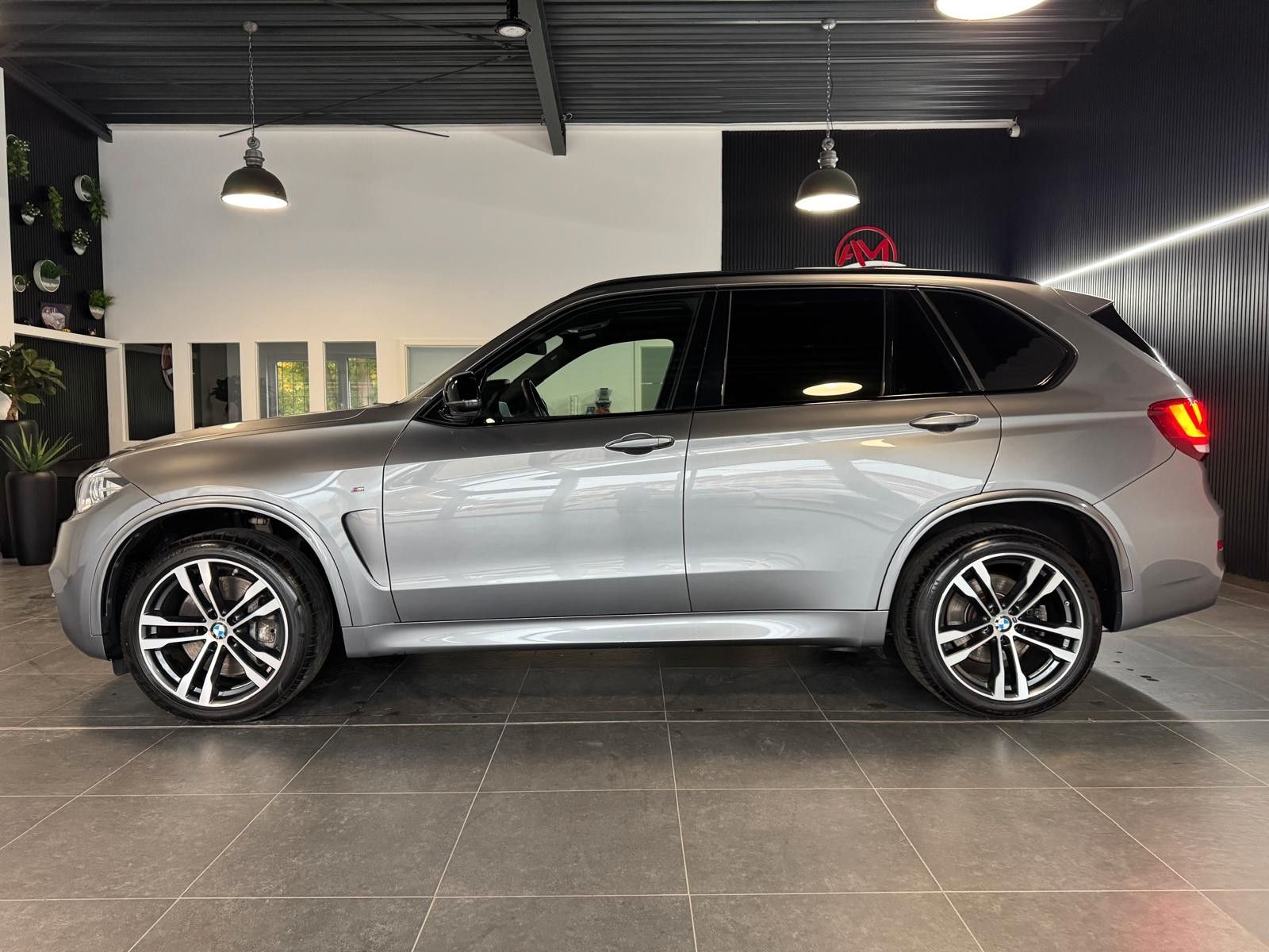 BMW X5 M50 d xDrive/Panorama+Head-Up+AHK+Keyless foto 8