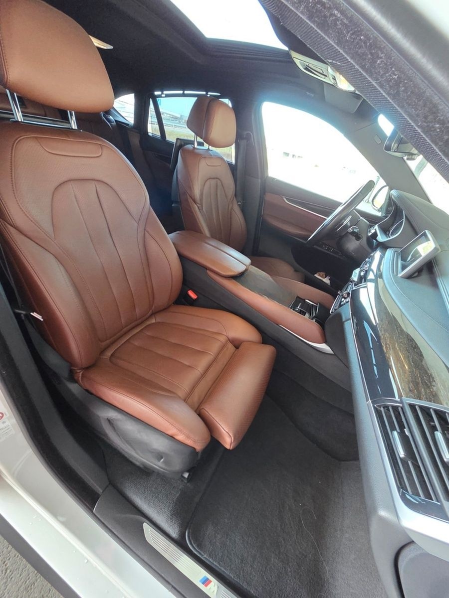 BMW X6 xDrive50i - M Paket Carbon Vollausstattung!  foto 7