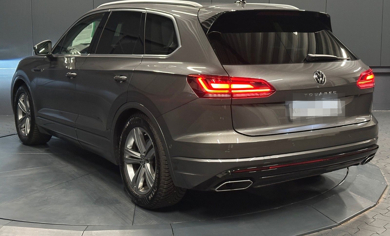 Volkswagen Touareg R-Line Ext. 4Mot*LUFT*LEDER*AHK*GARANTIE foto 3