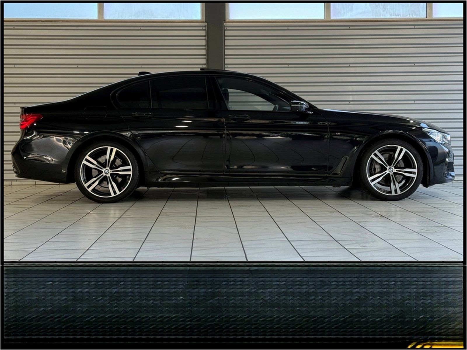 BMW 740i M-Sport Laser Massage 360Cam HK-Sound foto 38