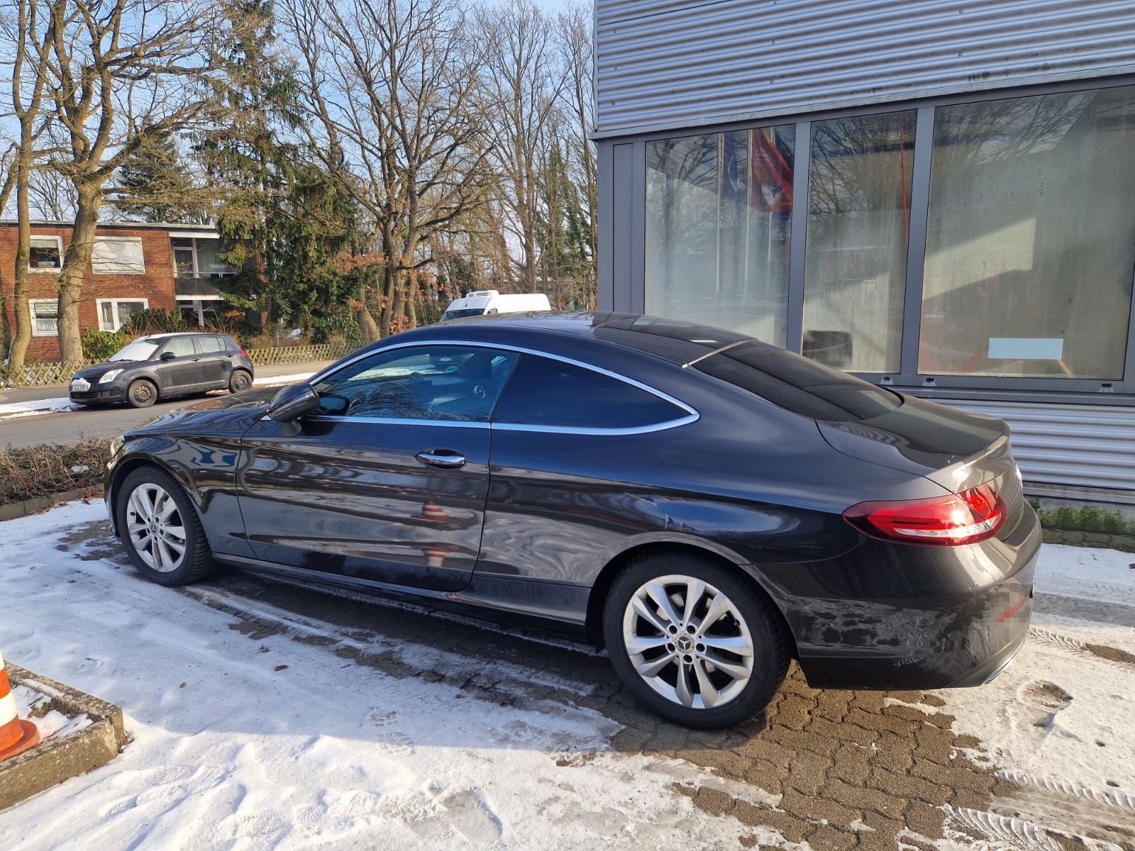 Mercedes-Benz C 180 Autom. -  foto 2