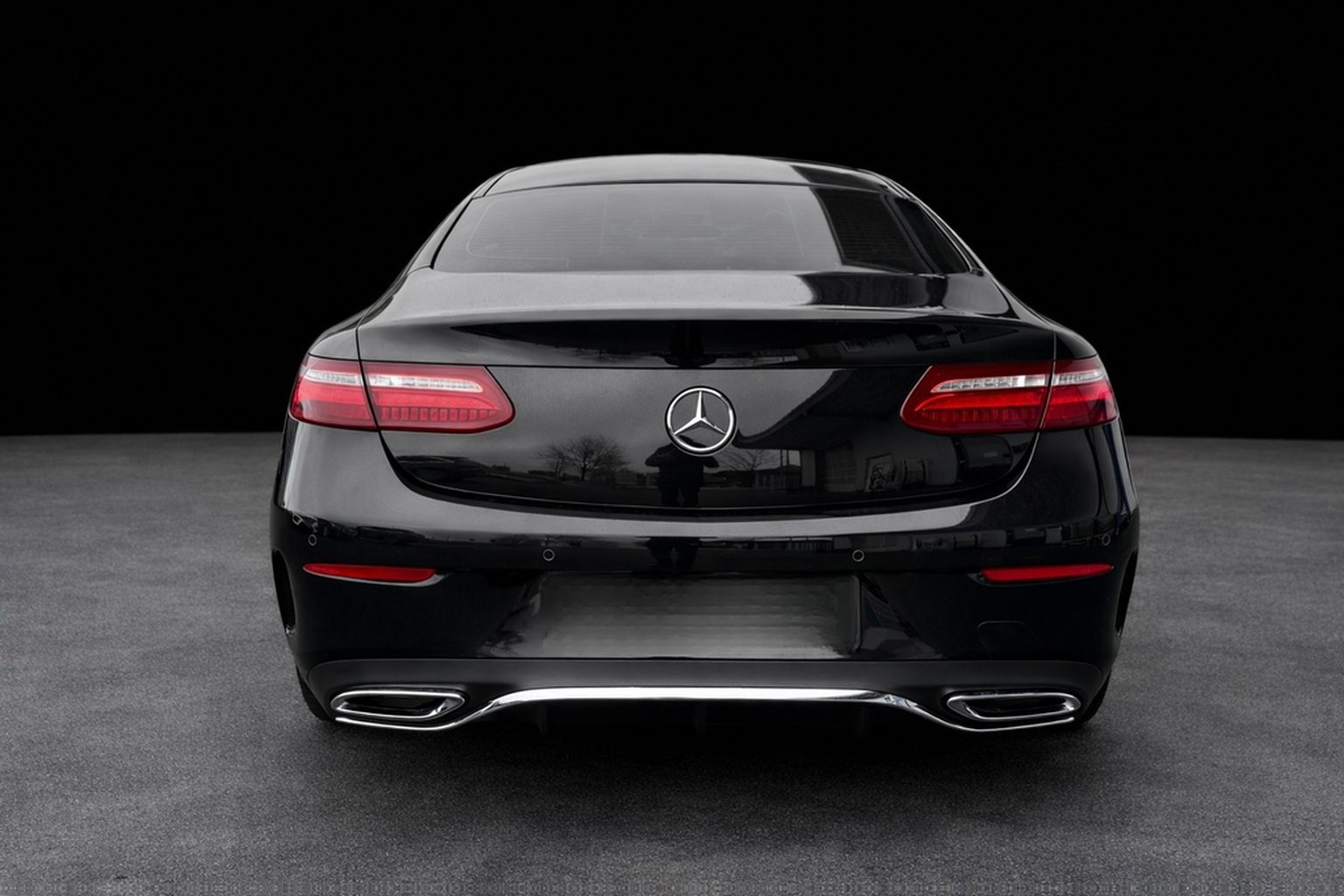 Mercedes-Benz E220d Coupe*AMG Line*Burmest*Ambient*Widescreen* foto 5