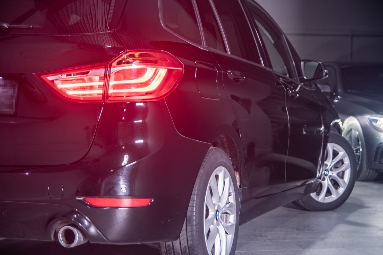BMW 218d Gran Tourer xDrive AHK/Kamera/HiFi/DrivAsst foto 4