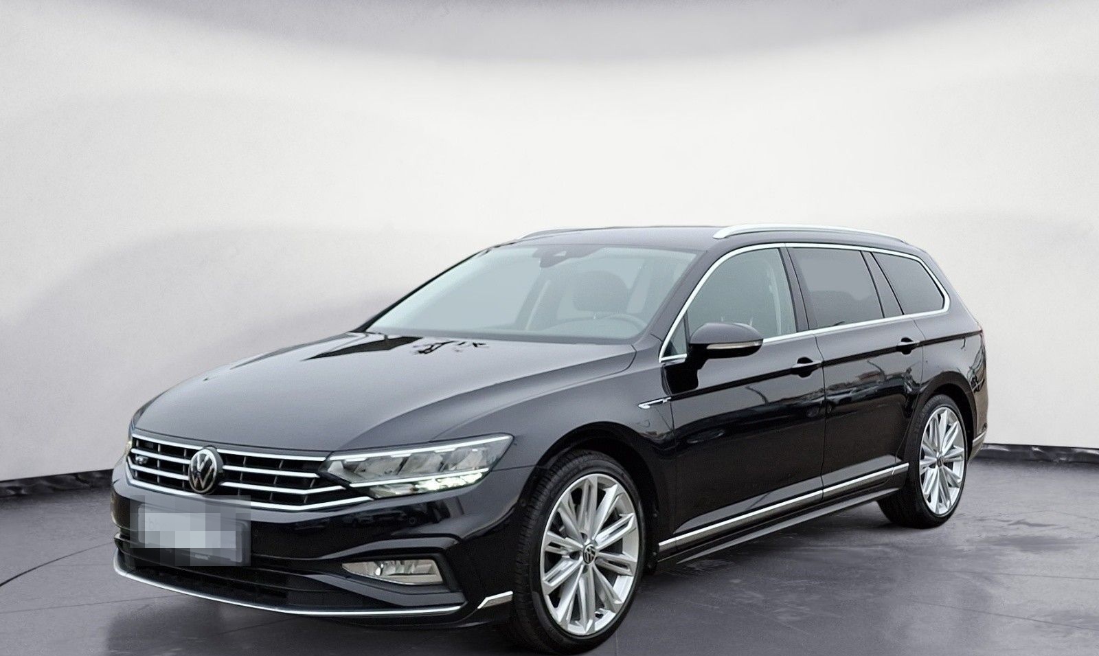 Volkswagen Passat Variant Passat Variant 2.0TDI R-Line Busi foto 2