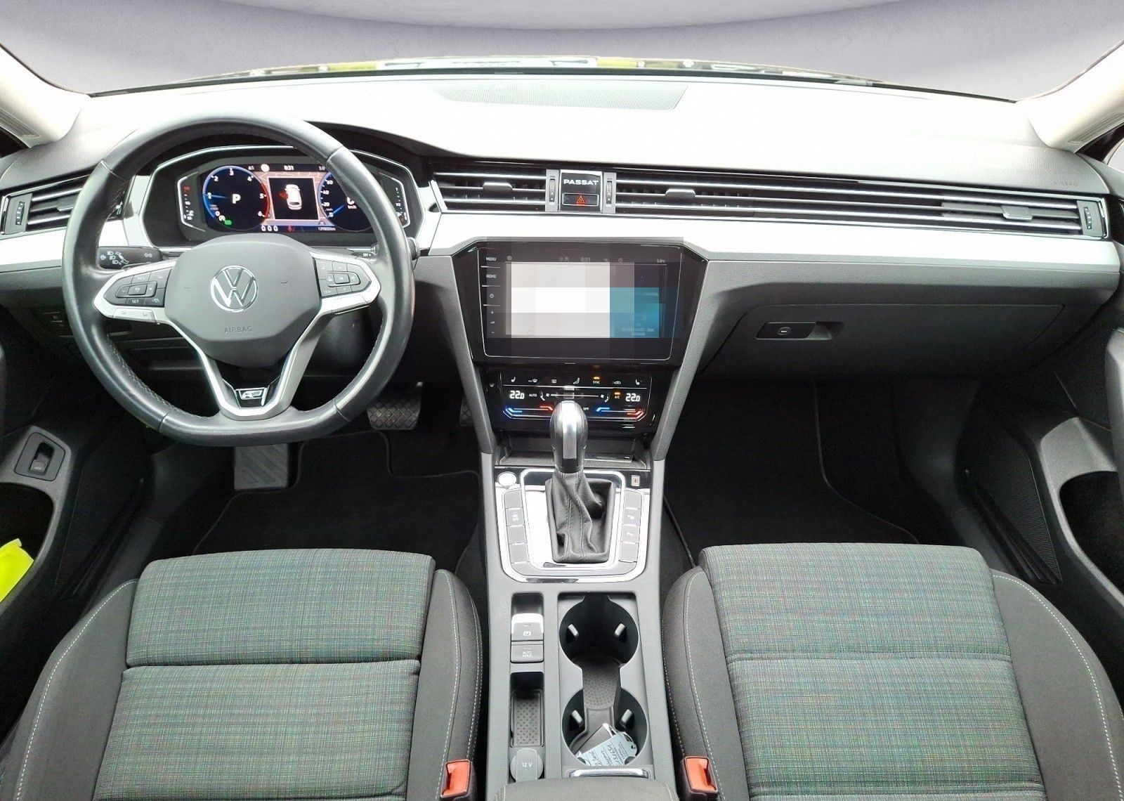 Volkswagen Passat Variant Passat Variant 2.0TDI R-Line Busi foto 11