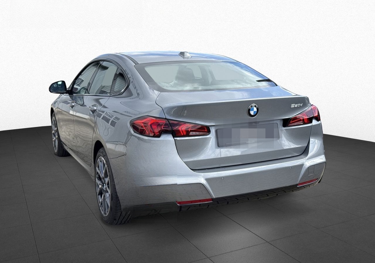 BMW 220d Gran Coupe AdpLED,DriveAss,ParkAss,RFK,SHZ foto 6