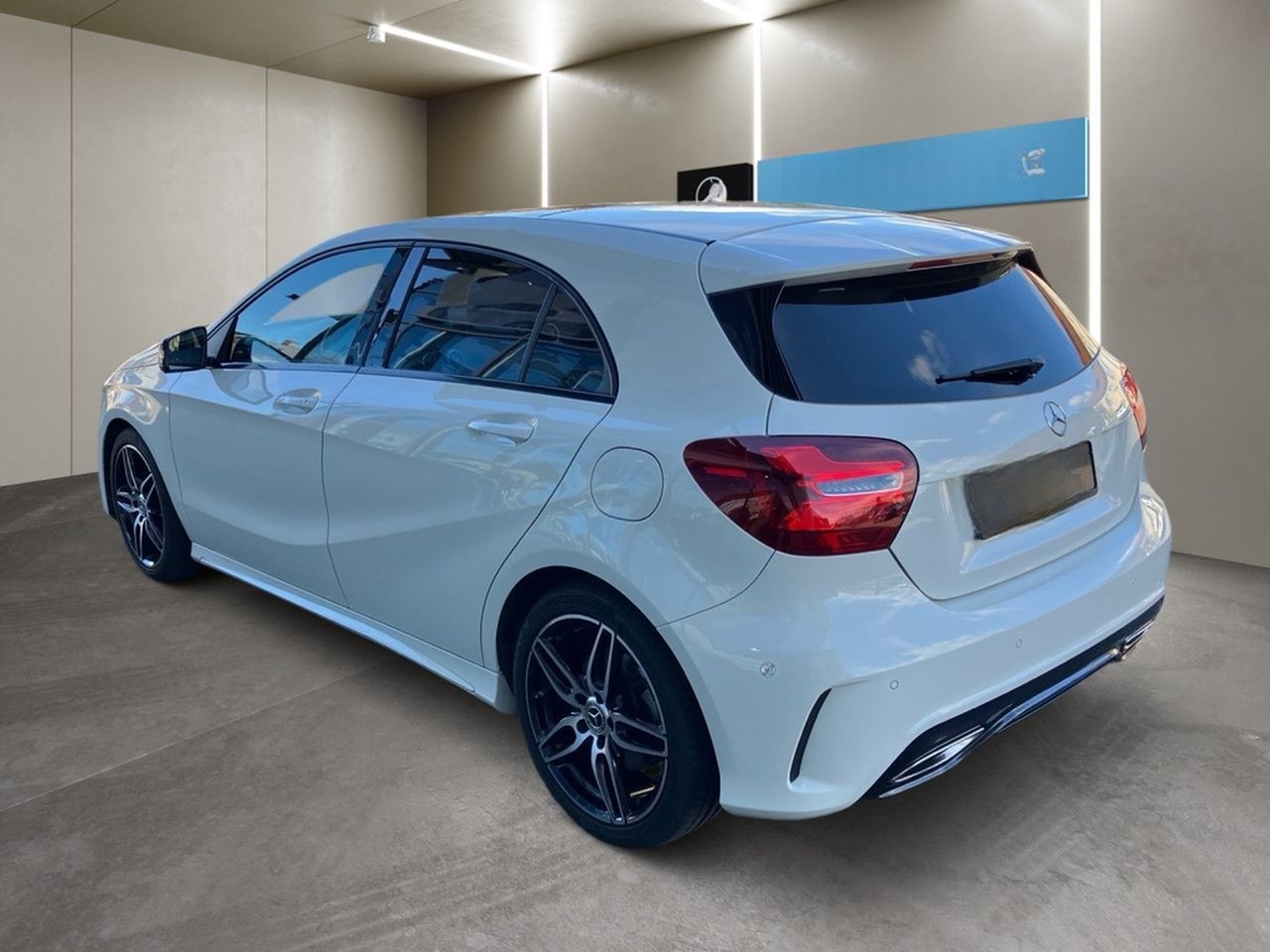 Mercedes-Benz A 250 4M AMG Harman COMAND LED Night Kamera EDW foto 6