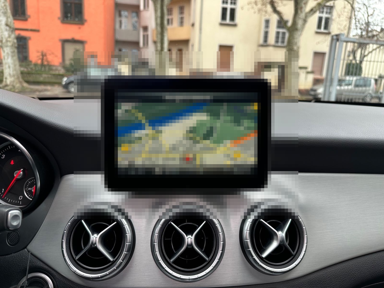 Mercedes-Benz CLA  SB 200 CDI / d 4Matic AHK PANORAMA KAMERA foto 15