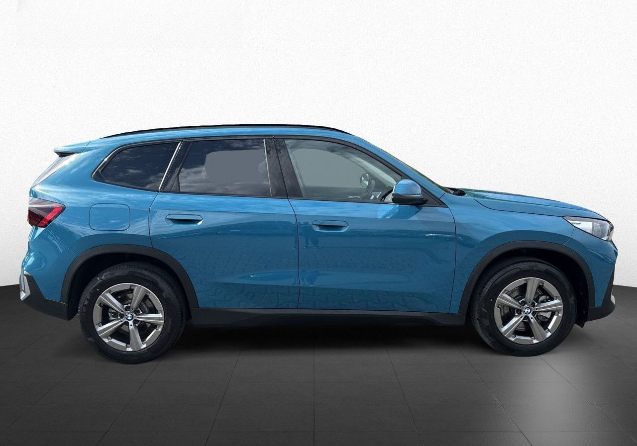 BMW X1 sDrive20i Aut. AdLED,AHK,Kamera,H/K,St+Go,17" foto 9