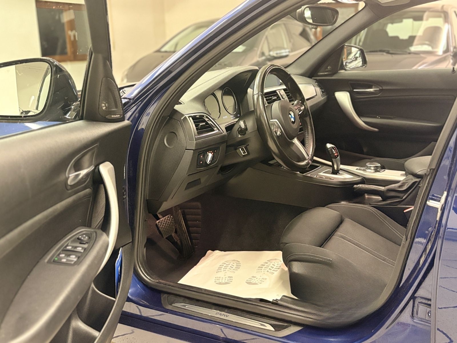 BMW 118i Limousine| Sport Line | Automatik | M-Paket foto 11