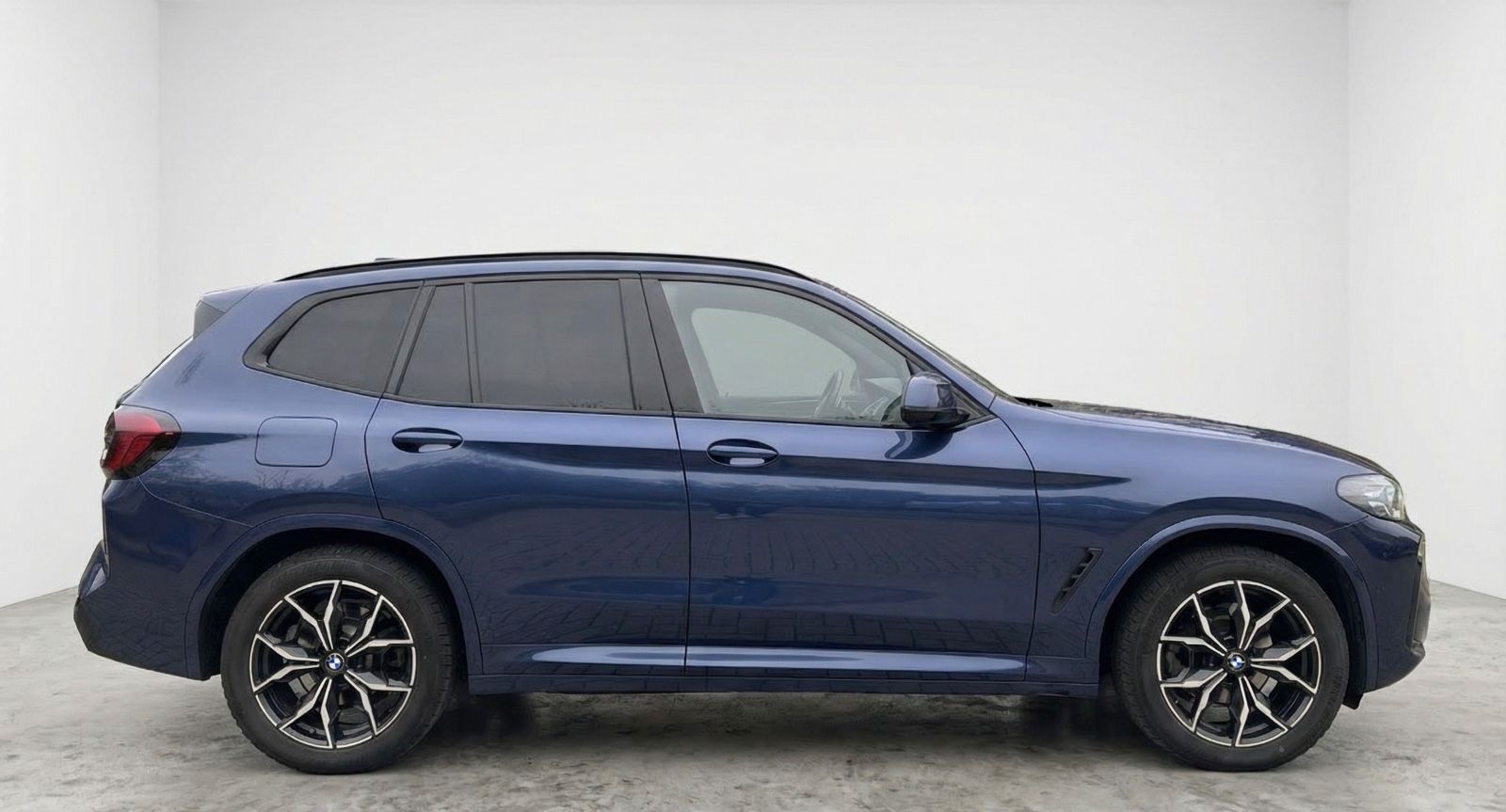 BMW X3 xDrive 20d M Sport PANO/AHK/KEYLESS/LEDER foto 6