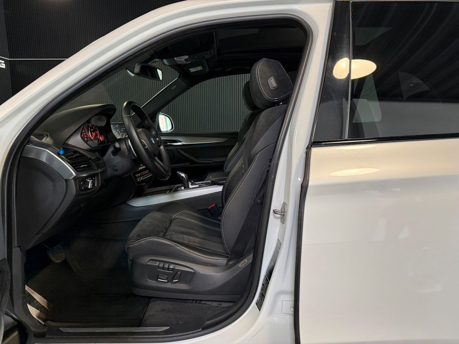 BMW X5 M50 d Shadow Line/Panorama+AHK+Memory foto 13