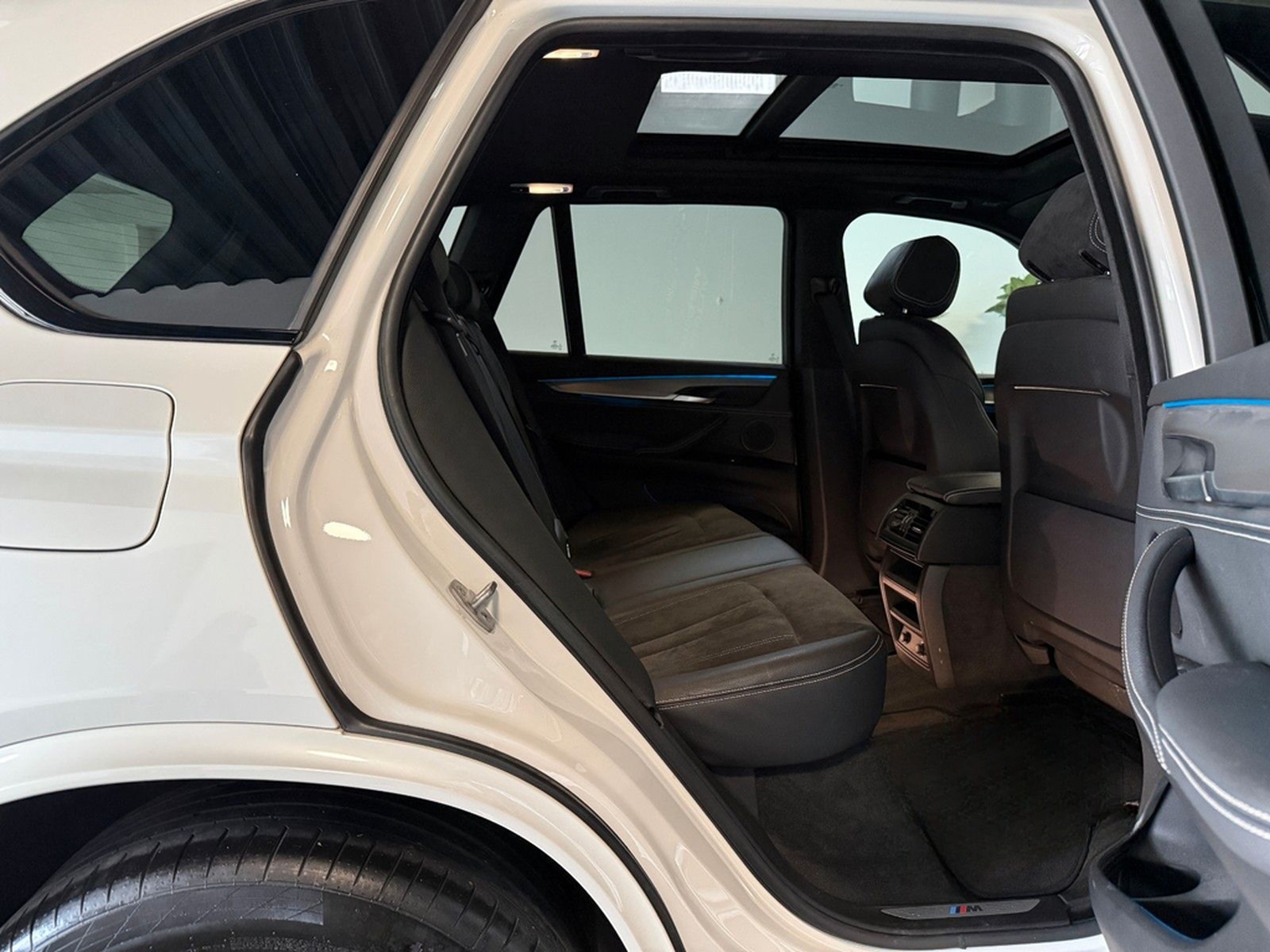 BMW X5 M50 d Shadow Line/Panorama+AHK+Memory foto 18