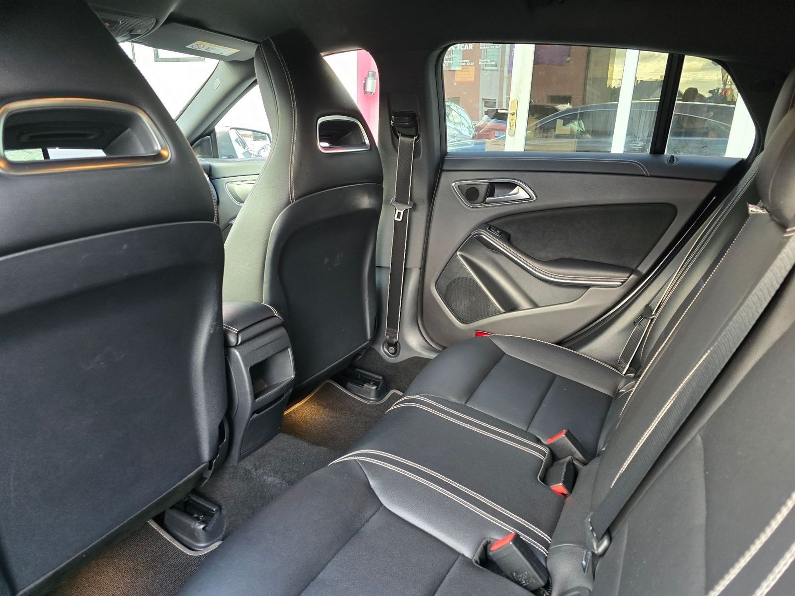 Mercedes-Benz CLA 200 7G-tronic|AMG-Styling|Automatik|Kamera foto 10