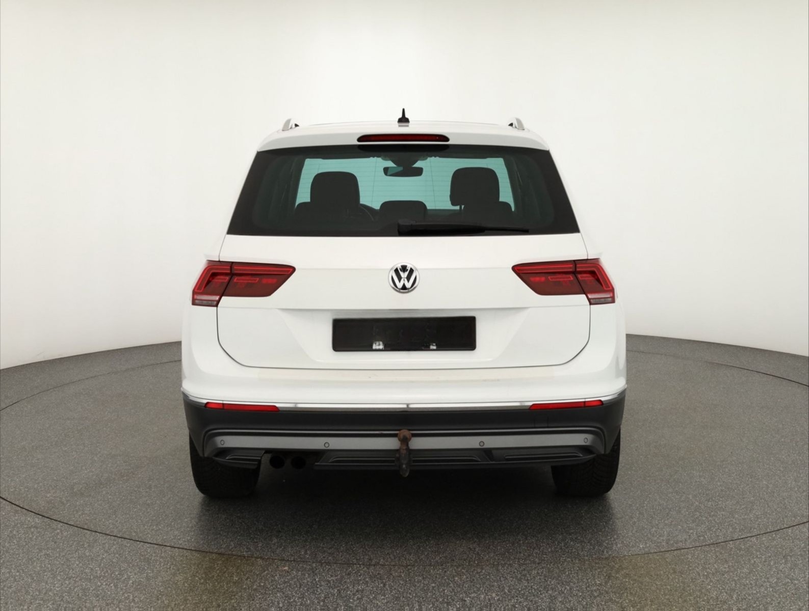 Volkswagen Tiguan 2.0 TSI DSG Highline 4Motion Panorama ACC foto 4