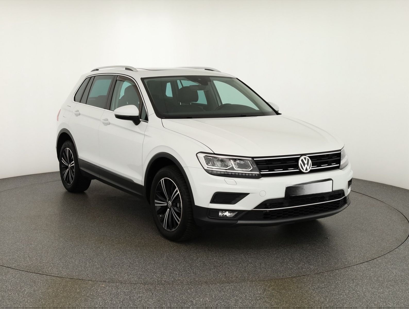Volkswagen Tiguan 2.0 TSI DSG Highline 4Motion Panorama ACC foto 7