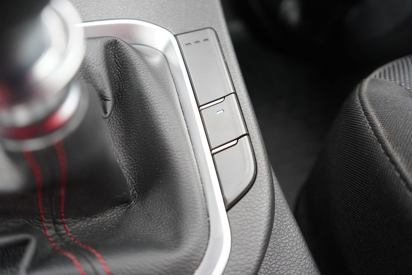 Hyundai i30 Fastback 1.5 Edition 1.5 T-GDI N Line LED foto 23