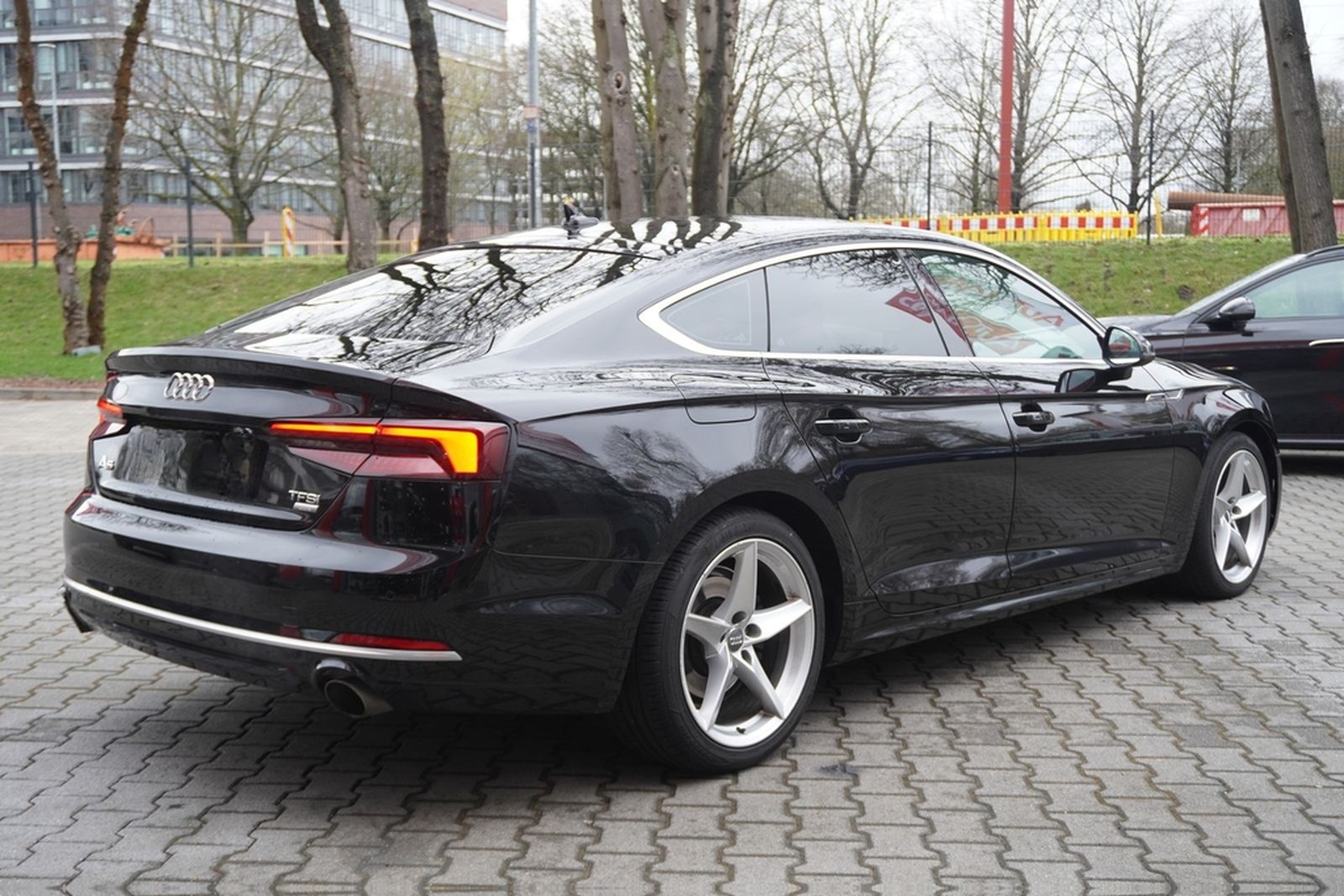 Audi A5 Sportback 2.0 TFSI sport Virtual Cockpit PDC foto 6