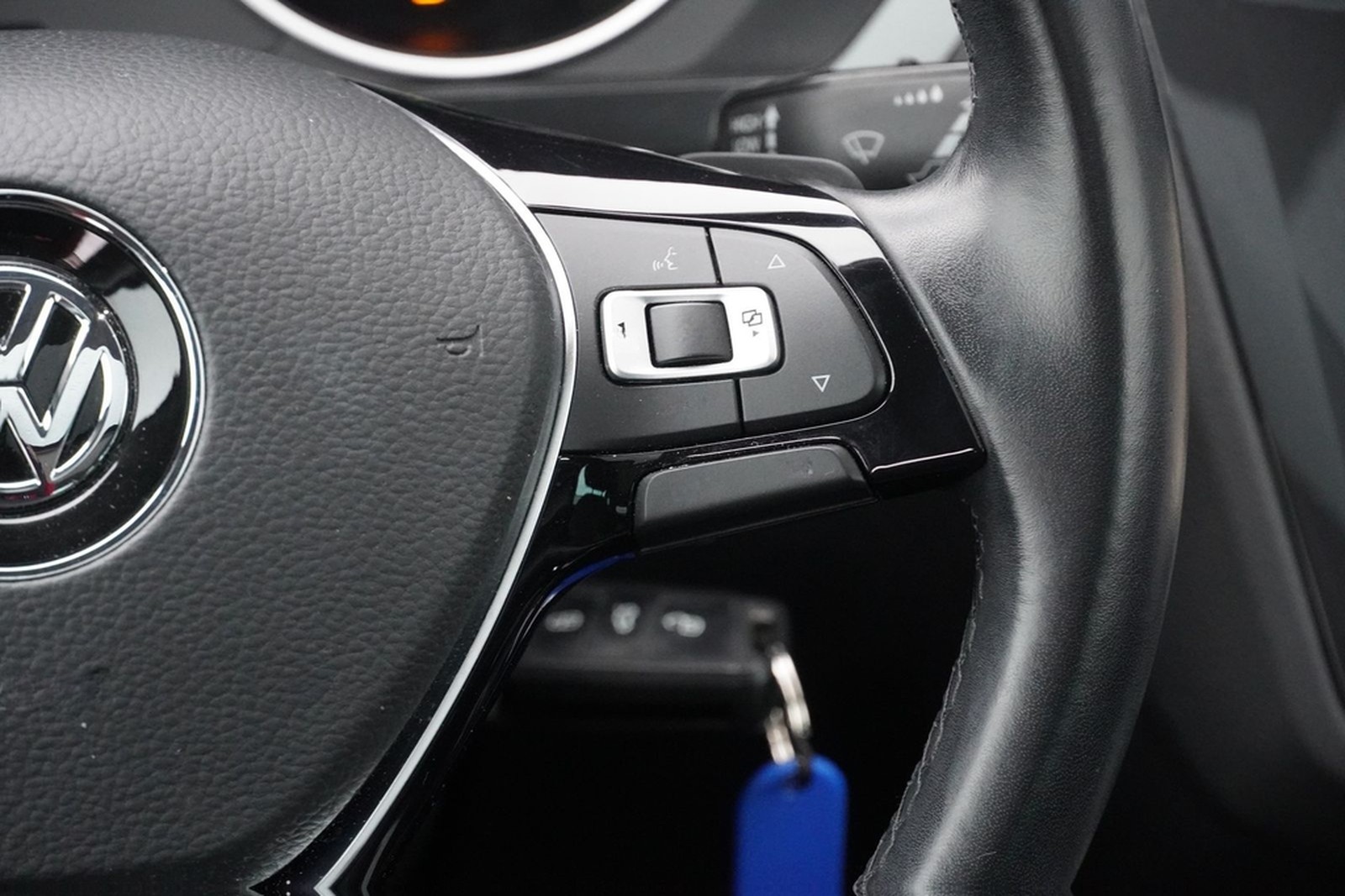 Volkswagen Tiguan 1.5 TSI DSG Join LED Navi AHK ACC Kamera foto 29