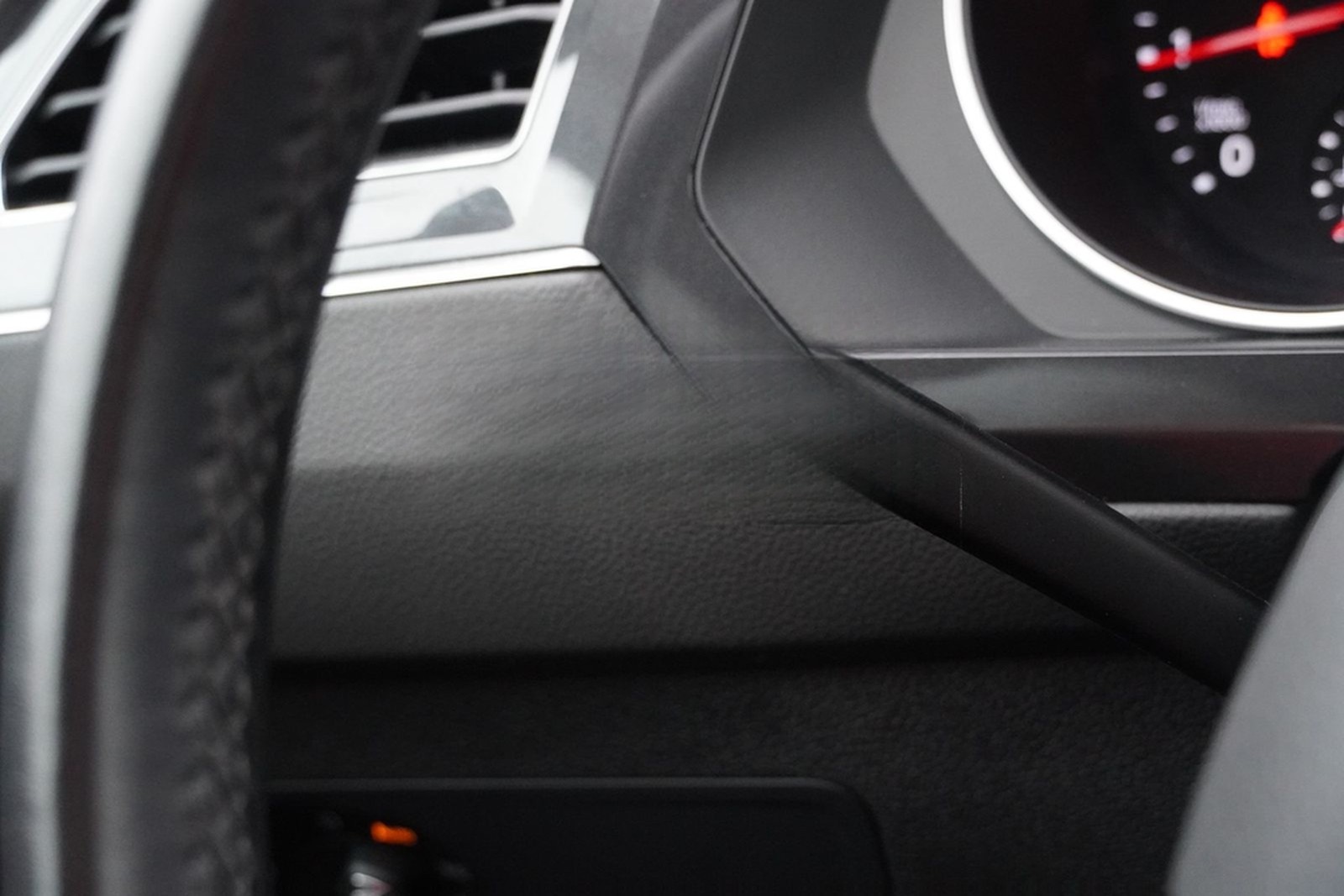 Volkswagen Tiguan 1.5 TSI DSG Join LED Navi AHK ACC Kamera foto 30