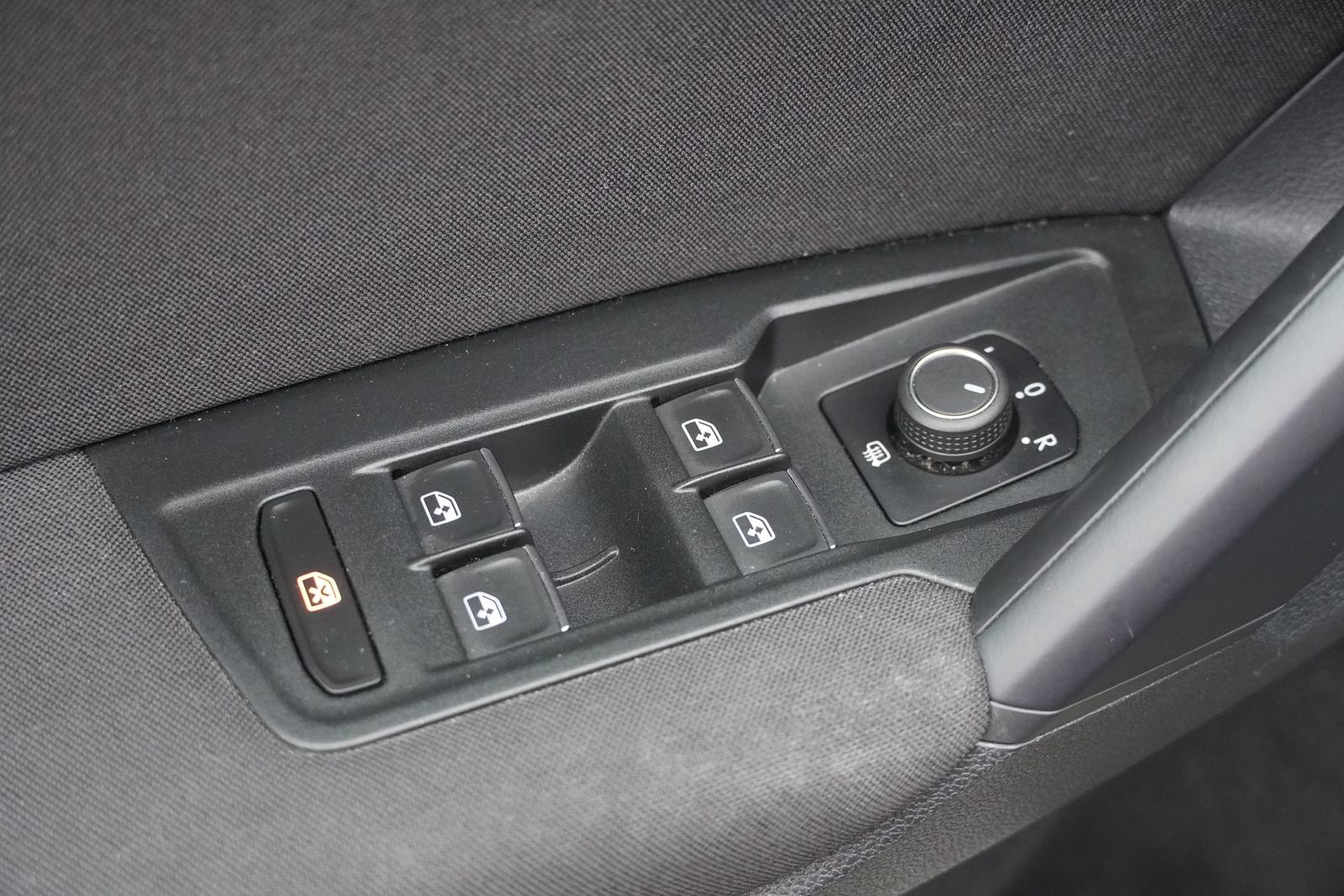 Volkswagen Tiguan 1.5 TSI DSG Join LED Navi AHK ACC Kamera foto 34