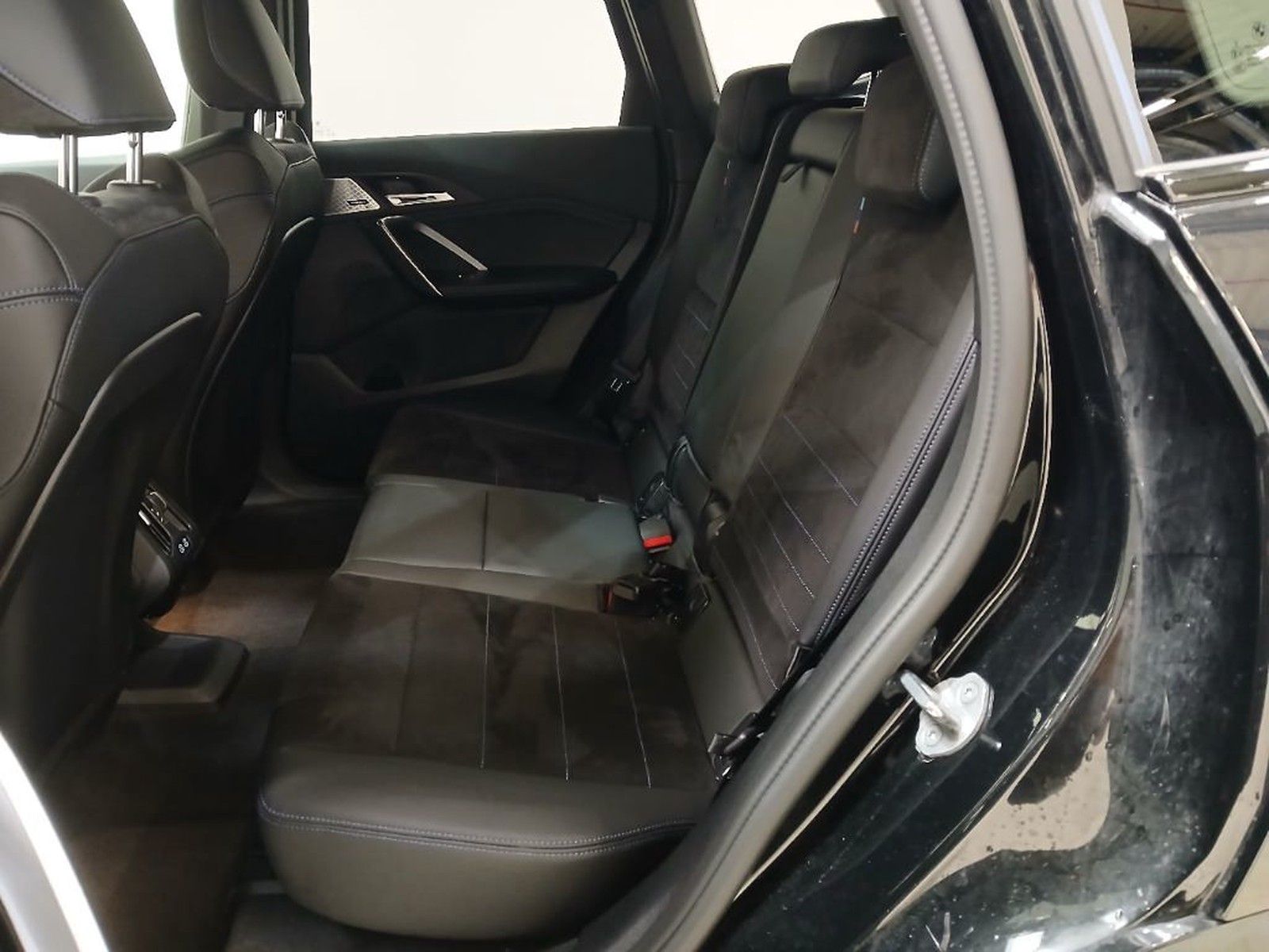 BMW X1 23d xDrive M Sport AHK/MMRY/MASSAGE/HUD/PANO foto 11