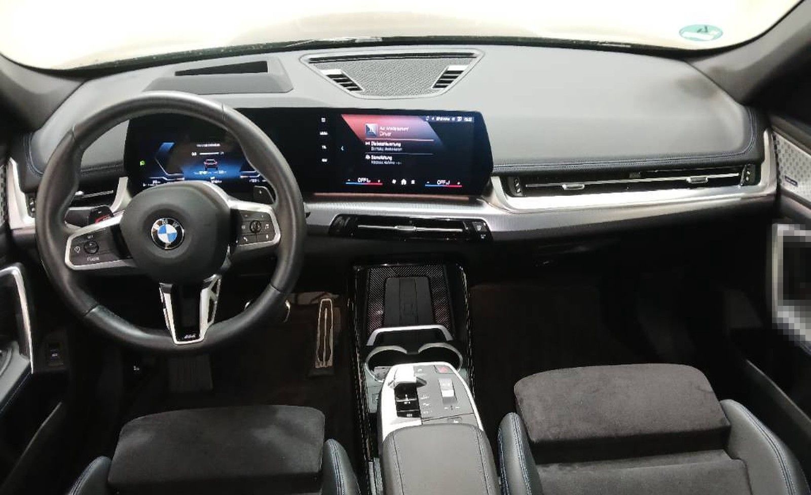 BMW X1 23d xDrive M Sport AHK/MMRY/MASSAGE/HUD/PANO foto 6