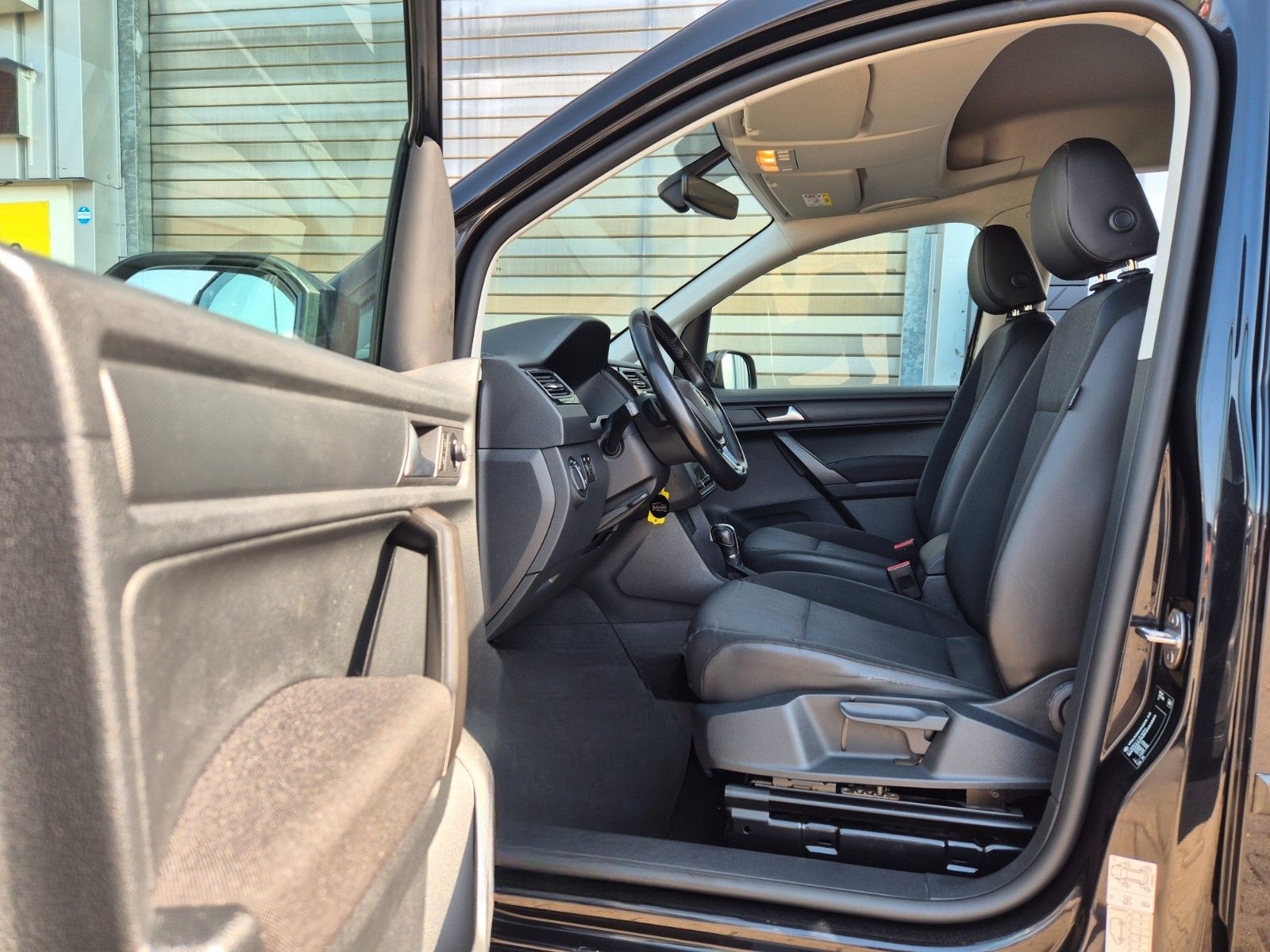 Volkswagen Caddy 2.0 TDI DSG Standhzg ACC AHK BiXe RFK PDC foto 9