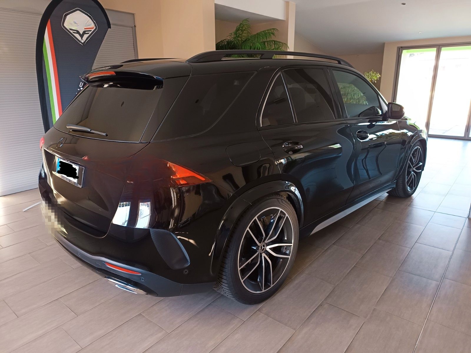 Mercedes-Benz GLE 300 d 4Matic AMG Leder Pano/AHK/Spur/Scheck. foto 10