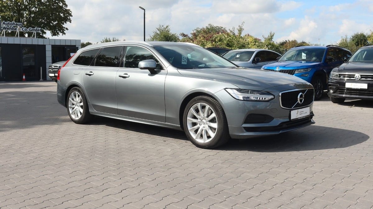 Volvo V90 Momentum CarPlay LED Memory AHK R.Cam SENSUS