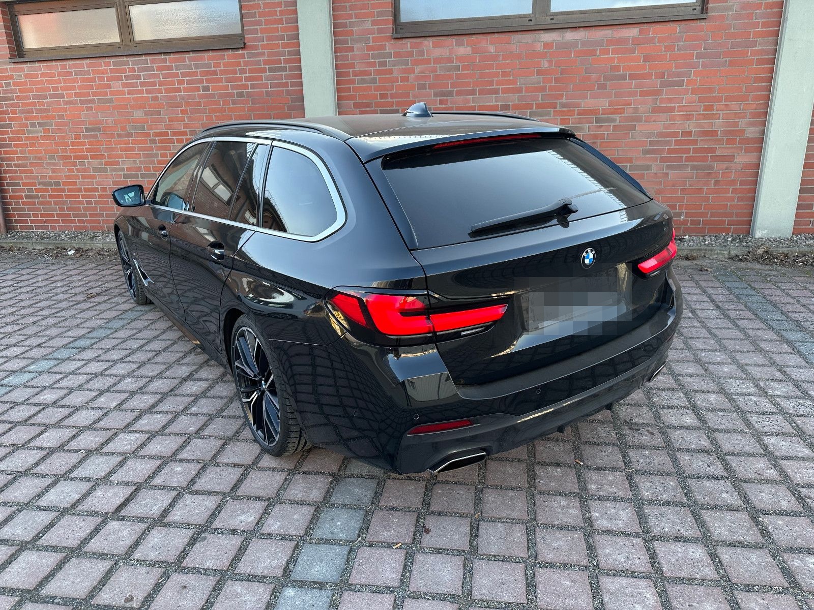 BMW 530d xDrive M-Sport,Massage,Standheizung,8fach foto 14