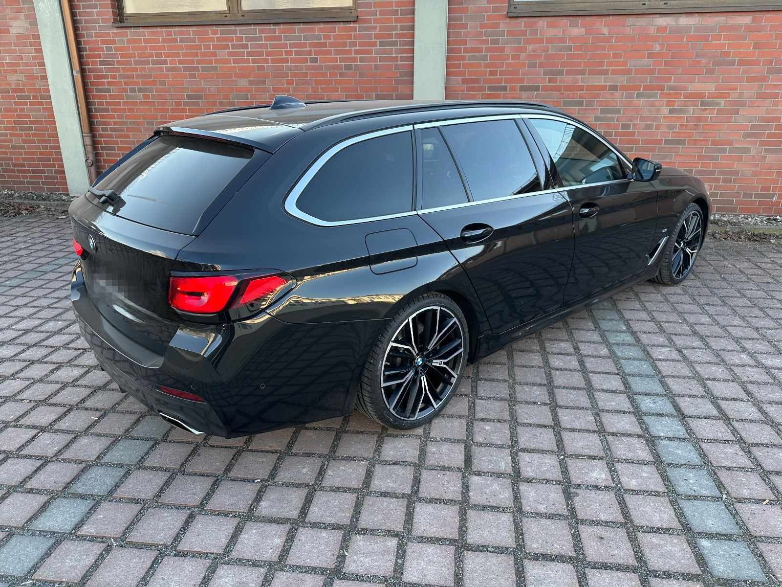 BMW 530d xDrive M-Sport,Massage,Standheizung,8fach foto 6