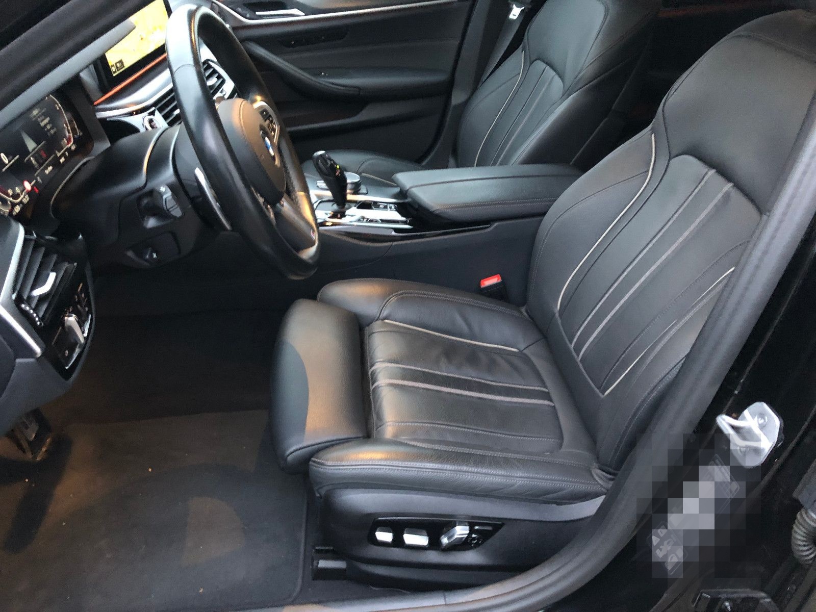 BMW 530d xDrive M-Sport,Massage,Standheizung,8fach foto 7