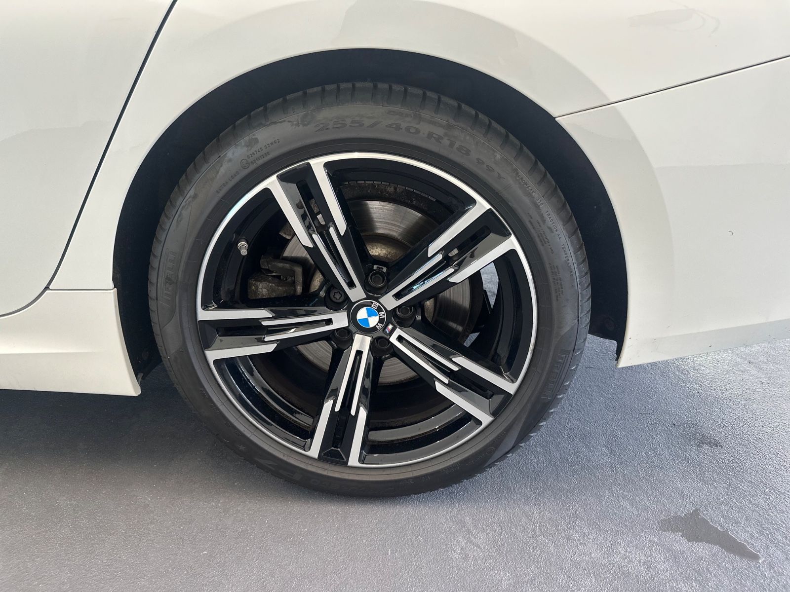 BMW 330 d M Sport Limousine foto 14