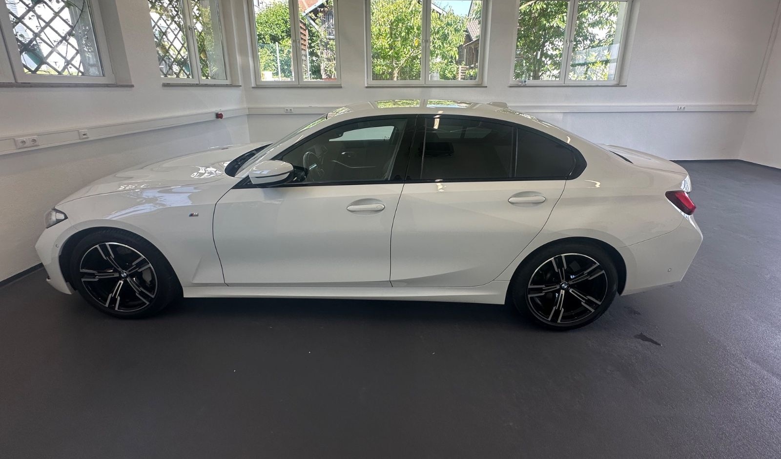 BMW 330 d M Sport Limousine foto 7