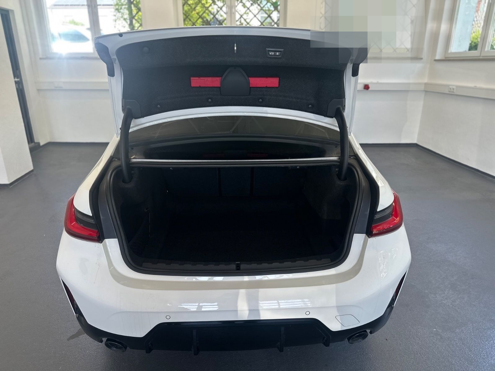 BMW 330 d M Sport Limousine foto 8