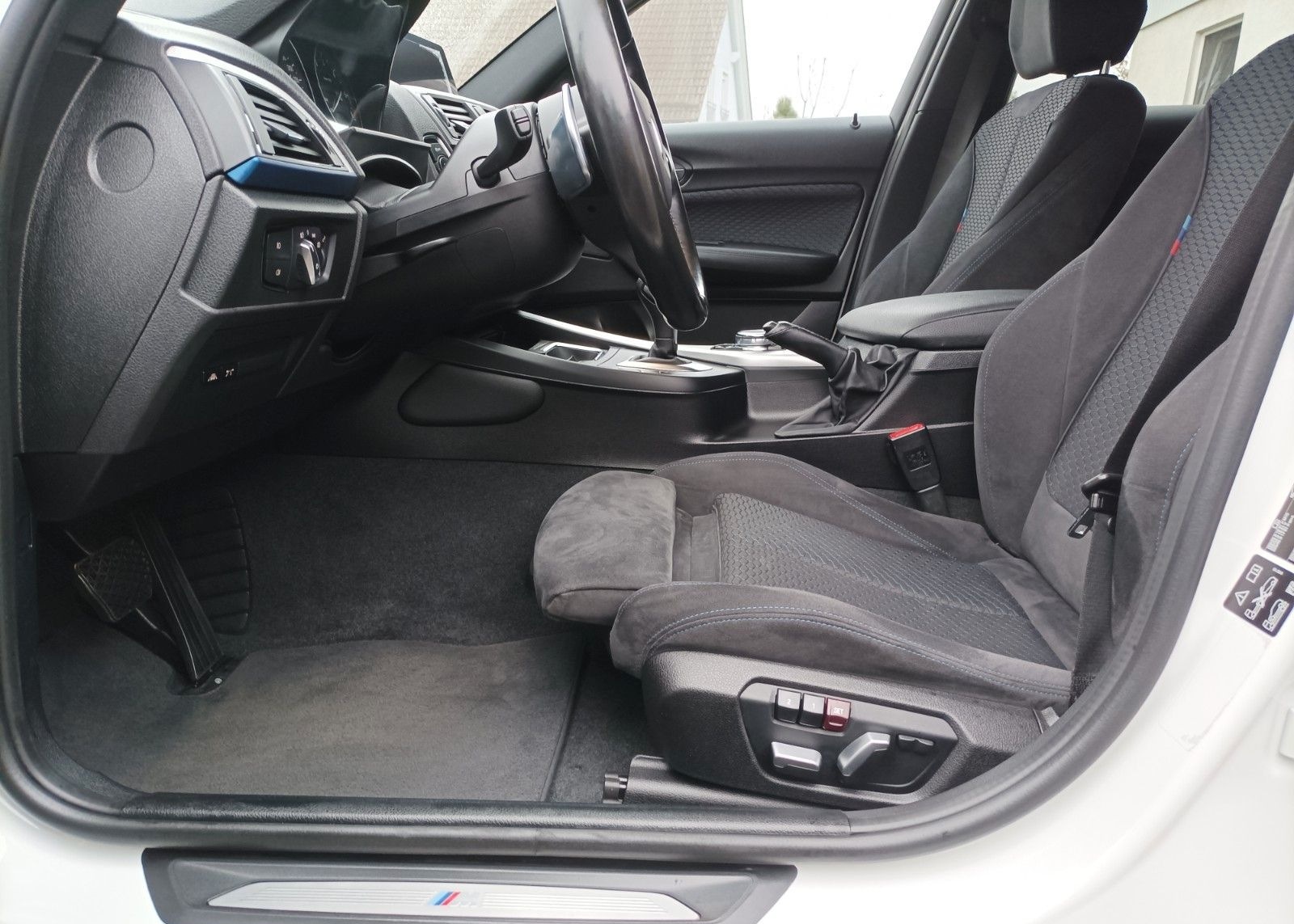 BMW 120d xDrive Edition M Sport Shadow A Edition... foto 3