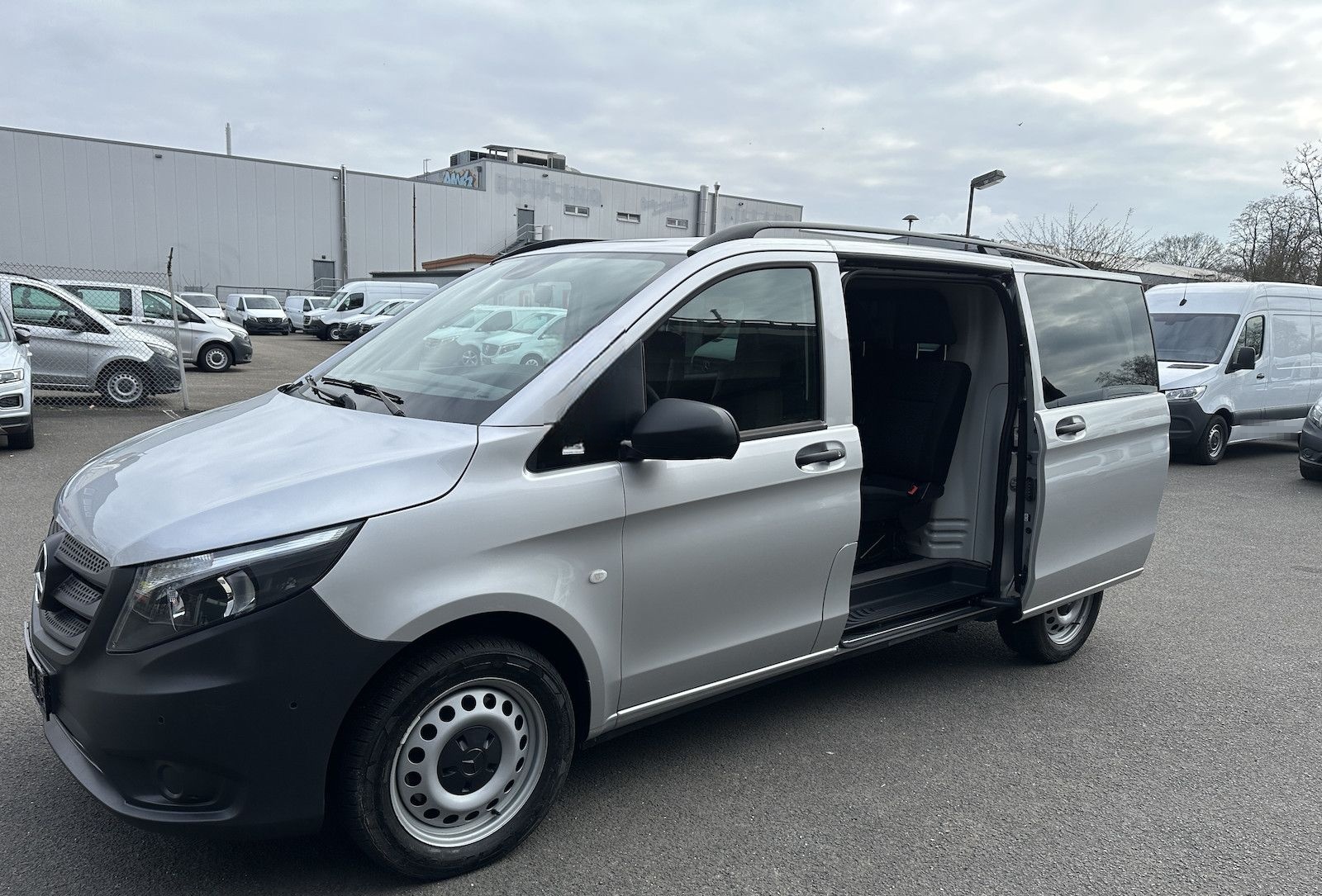 Mercedes-Benz Vito Mixto 4x4 114 CDI kompakt M1 2x Schiebetür foto 24