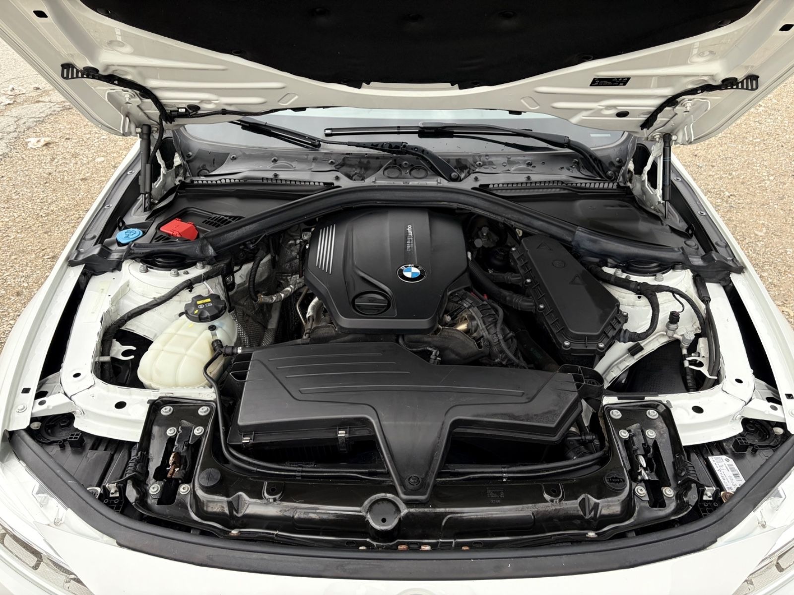 BMW 320d xDrive Touring Automatic RFK AHK CarPlay foto 13