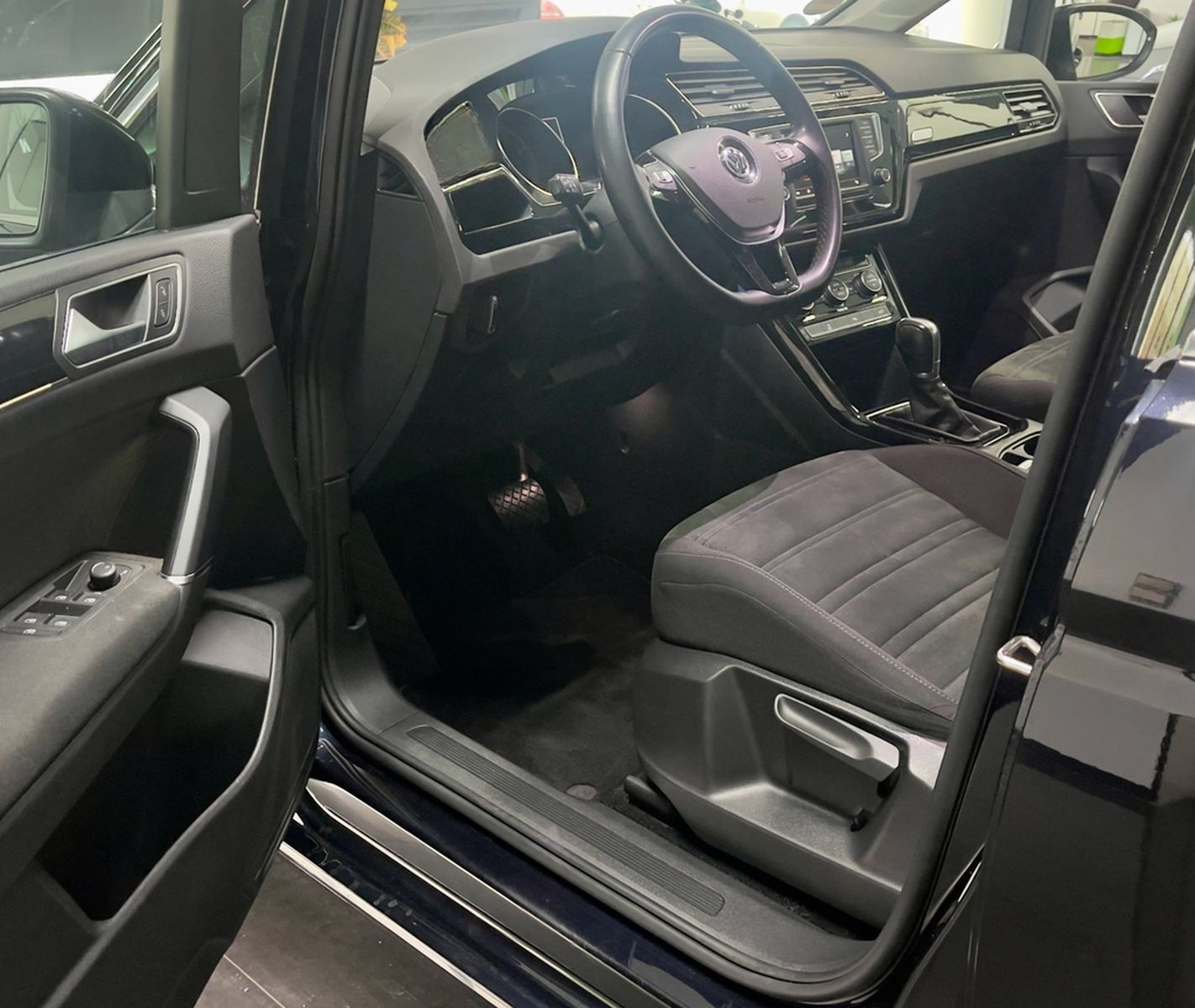Volkswagen Touran 1.4 TSIDSG|Nur69tkm|7-Sitzer|Navi|PDC foto 13