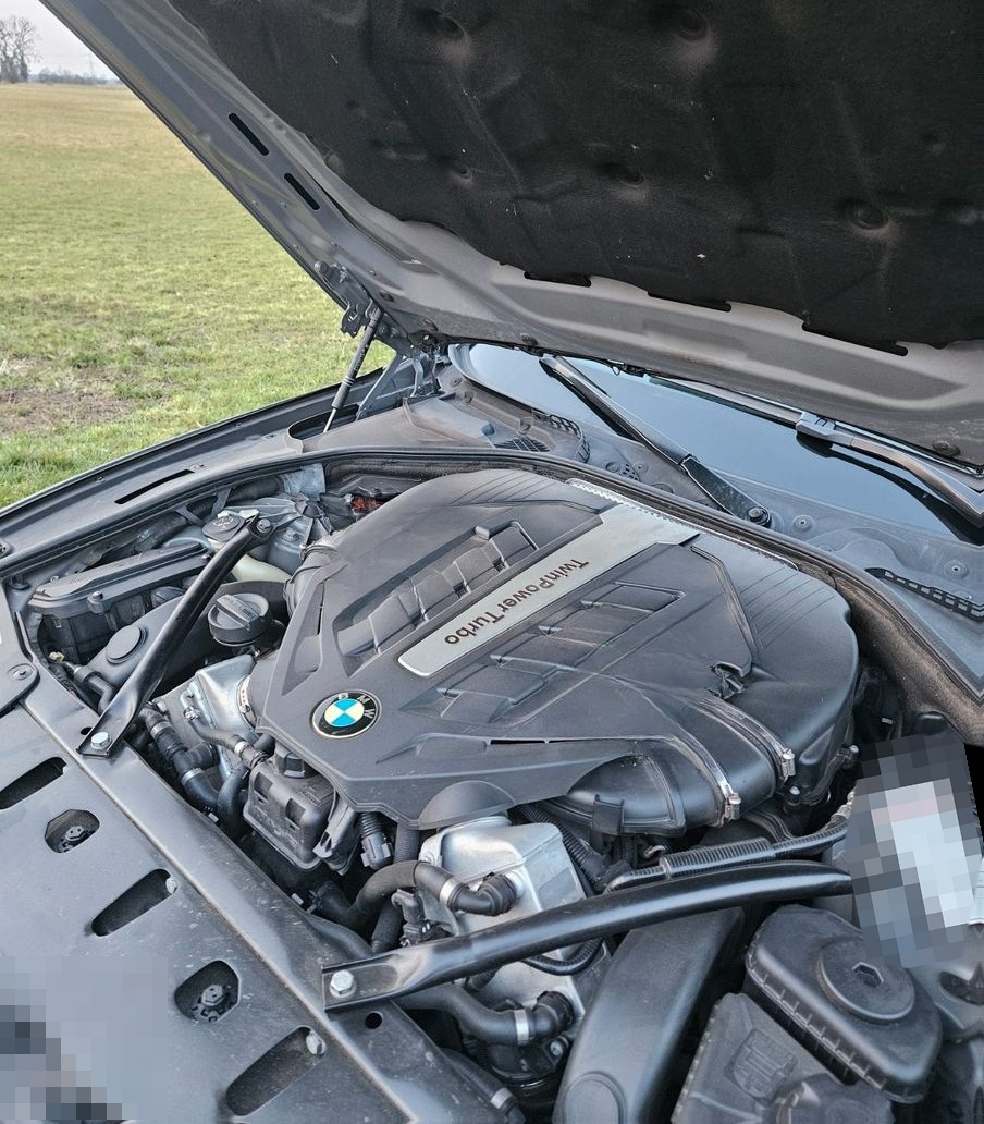 BMW 550i xDrive - M Paket foto 11