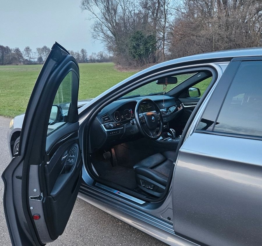 BMW 550i xDrive - M Paket foto 4
