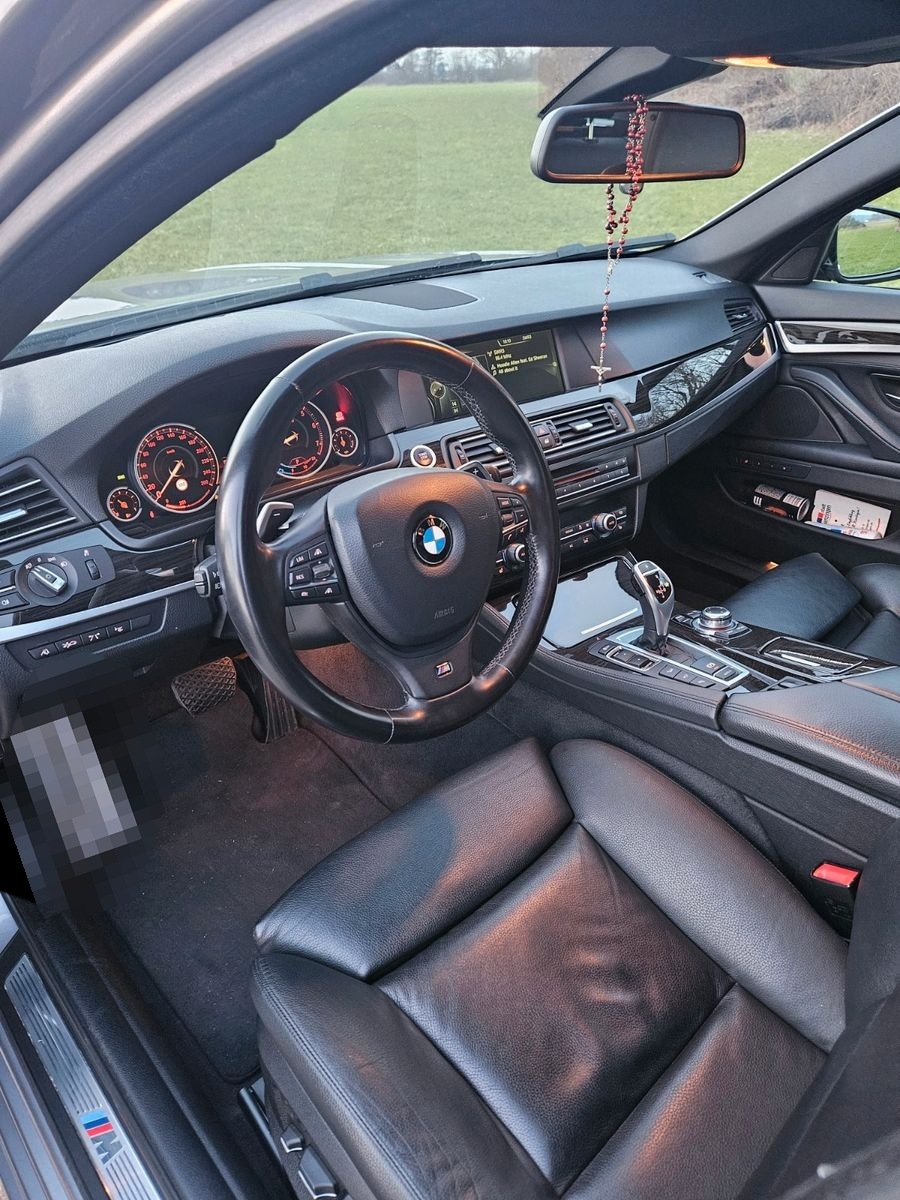 BMW 550i xDrive - M Paket foto 5