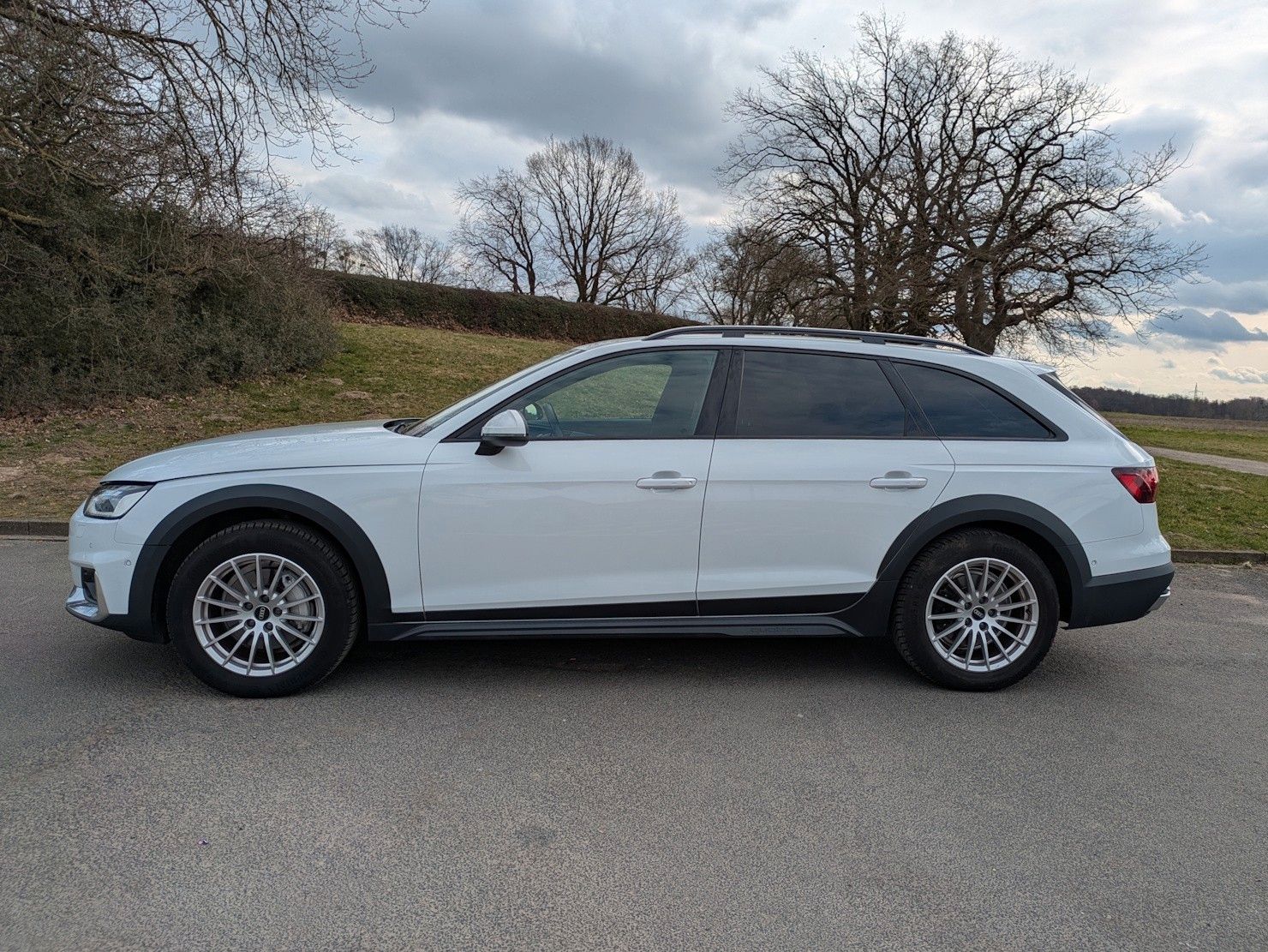 Audi A4 Allroad 40 TDI S tronic quattro - foto 4
