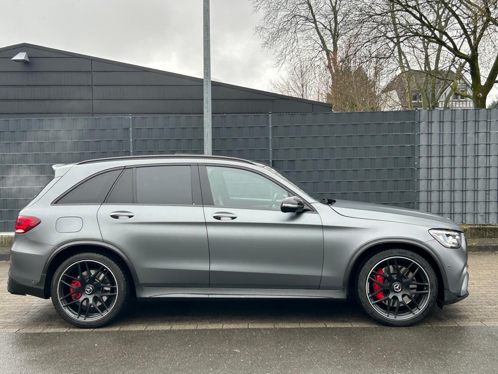 Mercedes-Benz GLC 63 AMG S + DESIGNO + DRIV + FACELIFT +CARBON foto 20