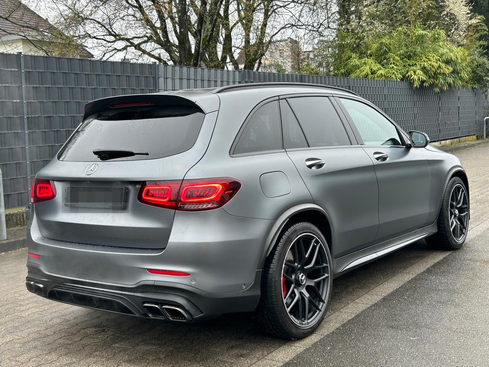 Mercedes-Benz GLC 63 AMG S + DESIGNO + DRIV + FACELIFT +CARBON foto 3