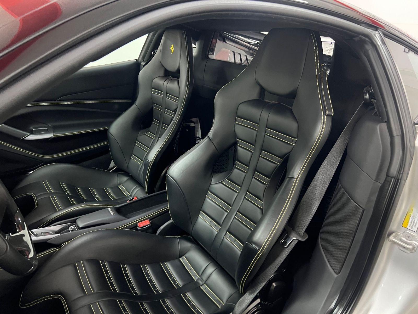 Ferrari F8 Tributo Coupé DCT *Carbon*Lift*JBL*Garantie* foto 11